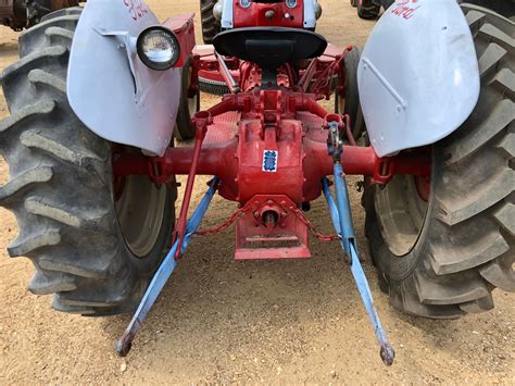 1952 FORD 8N FARM TRACTOR, - GAS ENGINE, 12.4-28 REAR TIRES - J.M. Wood Auction Company, Inc.