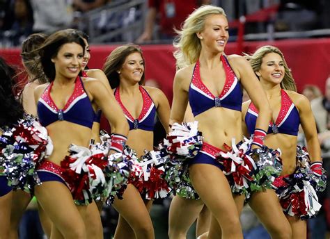 At least we still have the cheerleaders for 2018 : r/Patriots