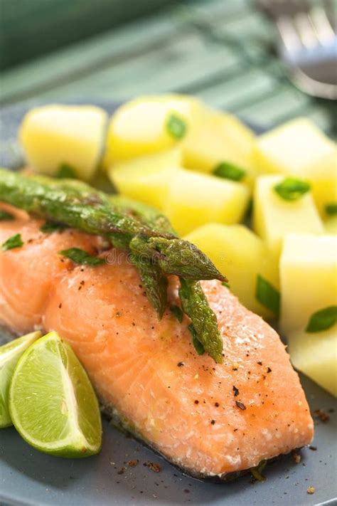 Baked Salmon with Asparagus Stock Photo - Image of meal, diet: 25882472