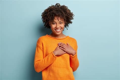 Gratitude meditation: the top 5 benefits and how to practise it | happiness.com