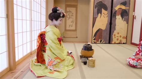 Geisha Tea Ceremony Osaka - YouTube