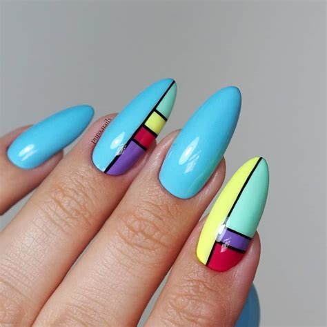 Energy... for Saturday night 😁 bpnails.pl 💝 new colour | Blue nails, Nail art, Glitter nail art