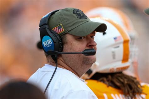 Tennessee Football Halftime Report vs. Vanderbilt Commodores - Sports Illustrated Tennessee ...