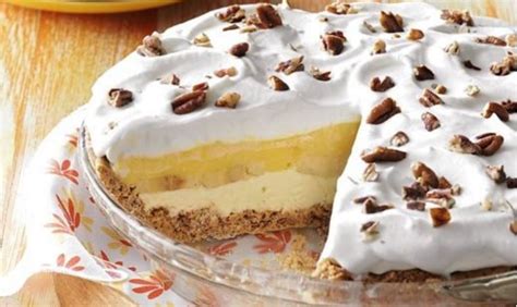 Creamy Banana Pecan Pie - Brenda Gantt Recipes