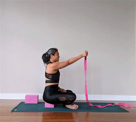 Yoga Poses for Open Hips and Shoulders Using Blocks and Straps [TUTORIAL] - Schimiggy Reviews