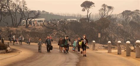 Wildfires rage through parts of Australia - ABC News