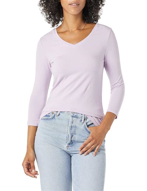 Amazon Essentials Women's Classic-Fit 3/4 Sleeve V-Neck T-Shirt : Amazon.in: Clothing & Accessories