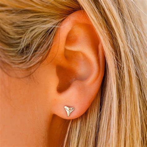 Satın alın (H0823)Shark Jaw Earrings Shark Week Creative Shark Teeth Stud Earrings Jewelry Gift ...