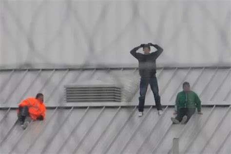 Prison rooftop protest at HMP Oakwood - Birmingham Live