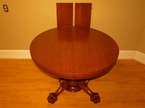 Antique Mission Oak Lion Claw Round Dining Room Table -- Antique Price Guide Details Page