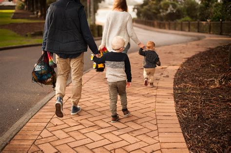 Short n sweet... with the Broadhurst family — Katy Allen | Central Coast Photographer