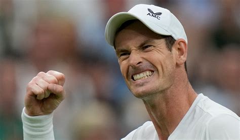 Andy Murray gets a win at rainy Wimbledon and a thumbs-up from Roger Federer- The Week