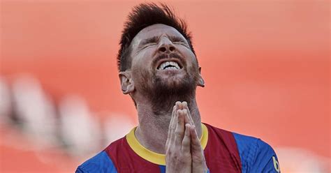 Messi left in 'complete shock' after Barcelona slam door in his face