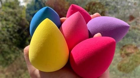 The Best Beauty Blender Dupes Of 2021