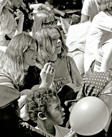 A Glimpse of ‘the Summer of Love’ – Amazing Photographs of Hippies in ...