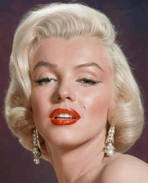 Marilyn Monroe, a publicity still for Gentlemen Prefer Blondes. Photo ...