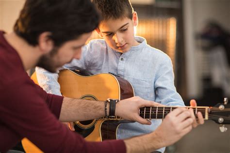 Guitar Lessons Near Me | Tempo School of Music | Houston Music School