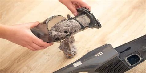 How to Clean a Vacuum Cleaner Filter – Clean Suggest