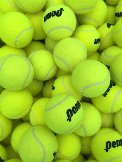 Penn Tennis Balls Background