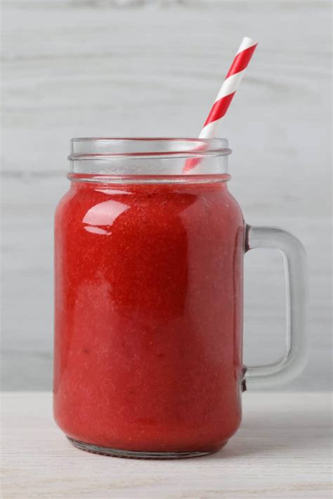 10 Best High-Calorie Smoothies - Deli's Crunch