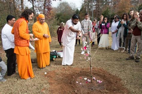 Amma (Mata Amritanandamayi) ashram inaugurated in Cumming, GA | | NRI Pulse