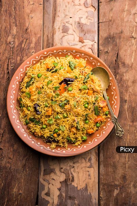 Image of Tawa Pulao/Pulav/Pilaf/Pilau is an Indian Street Food made ...