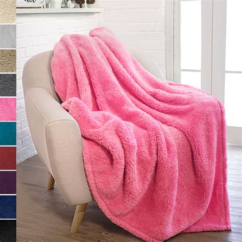 PAVILIA Plush Sherpa Throw Blanket for Couch Sofa | Fluffy Microfiber ...