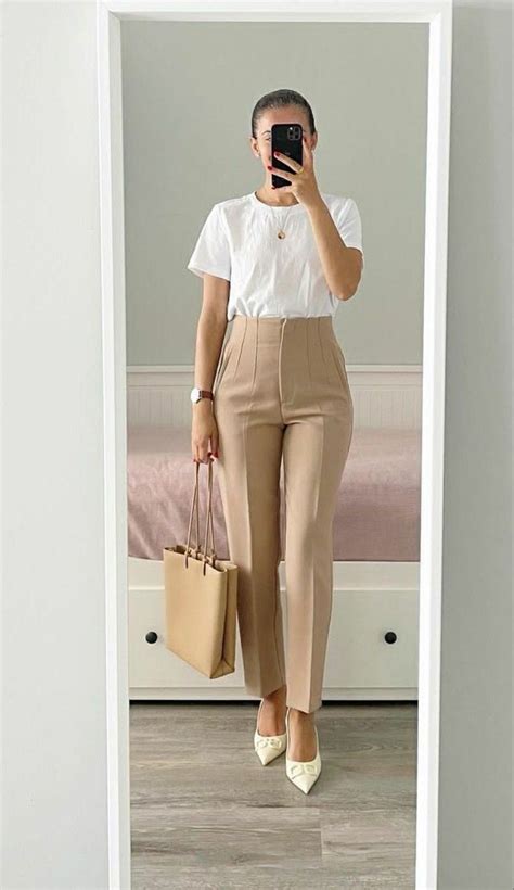 Calça alfaiataria Zara | Stylish work attire, Work outfits women ...