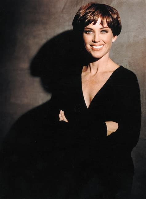 10 Best Dorothy Hamill Hairstyles for Mid-aged Women