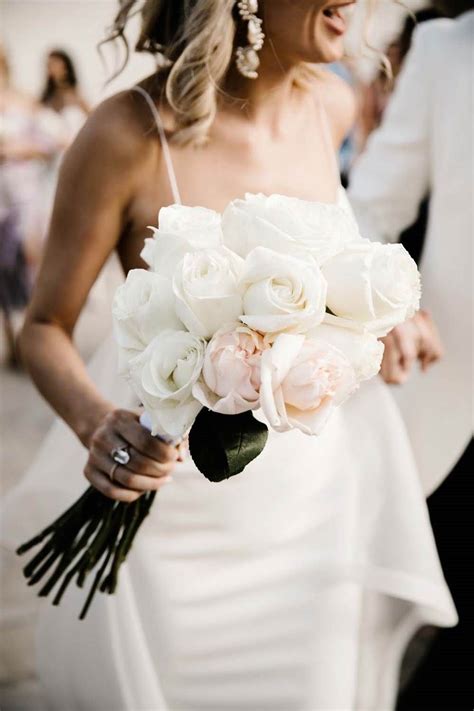 Home | Modern wedding bouquets, White roses wedding, Pretty wedding bouquet