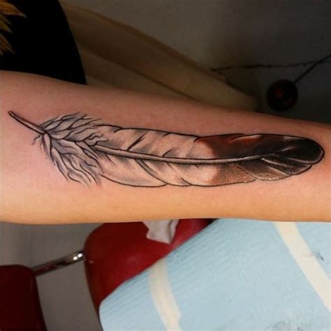 Top 160 + Eagle feather tattoo designs - Spcminer.com