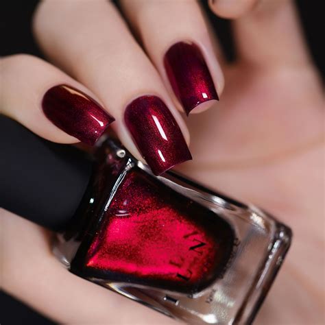 ILNP Dear Santa - Deep Burgundy Duochrome Nail Polish | Nail polish ...