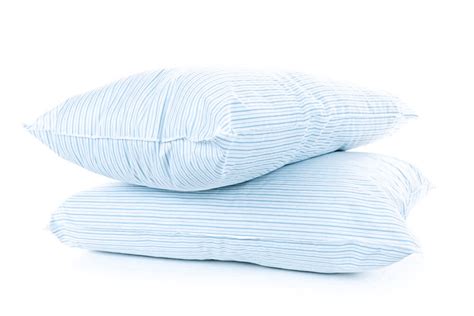 The Best Feather Pillows For Your Bed - Sleeplander