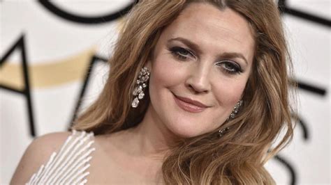 Video Drew Barrymore said she was committed to psychiatric ward at age 13 - ABC News