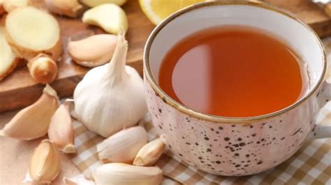 How To Make Garlic Tea? (8 TOP Health Benefits Listed)