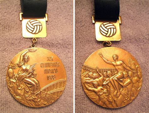 1968 Mexico City Olympic medal - 1st place, Gold = 1968 Cidade do México medalha olímpica - 1º ...