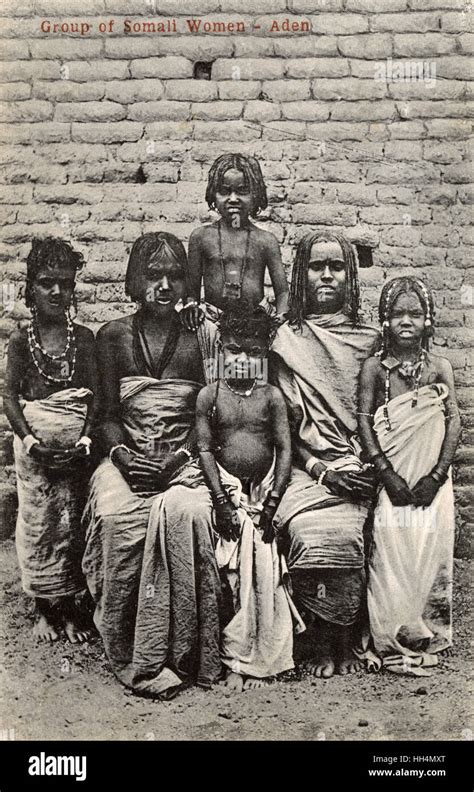 A Group of Somali Women in Aden, Yemen Stock Photo - Alamy