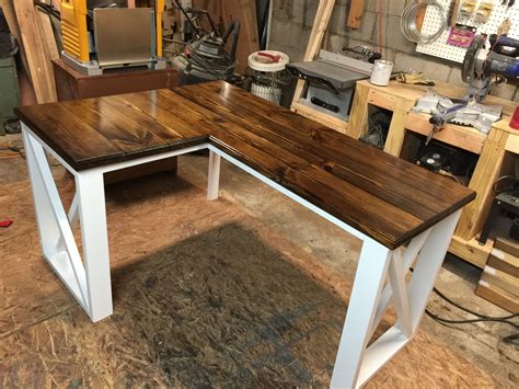 L-shaped desk made using 2x4s and 2x8's | Diy corner desk, Home office design, Homemade desk