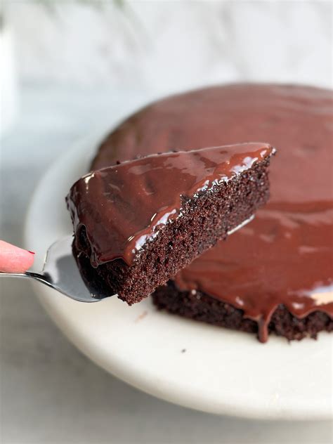 Easy Chocolate Cake From Scratch (Under 1 Hour!)