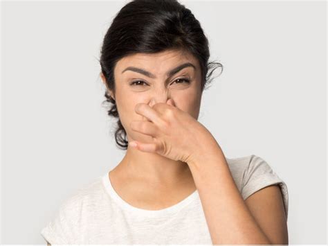 Is Smelly Urine Anything to Worry About? | Poison Control