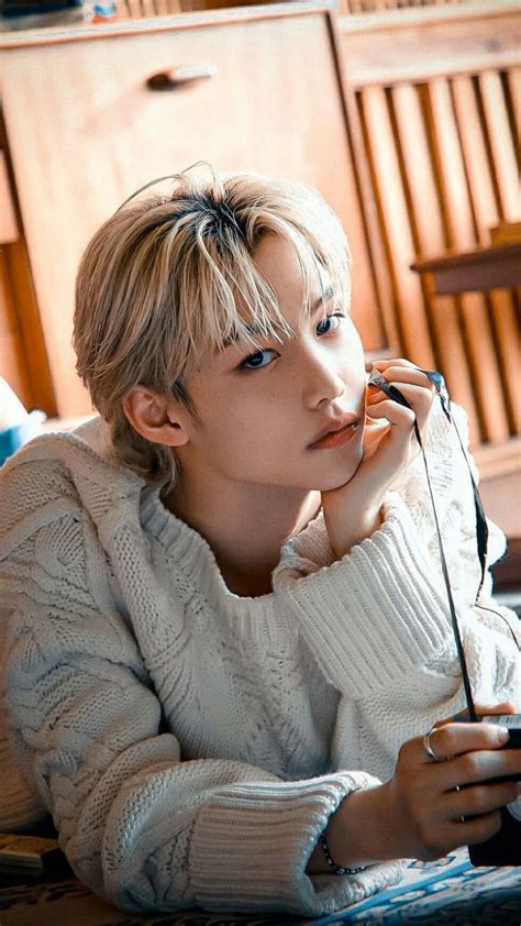 lee felix stray kids stay | Felix stray kids, Felix, Prince felix