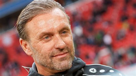 Mantan pelatih Bundesliga Thomas Dahl telah mengundurkan diri dari pekerjaannya di Indonesia