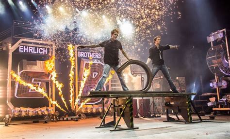 Ehrlich Brothers Magic at the TUI Arena in Hannover - ETNow.com