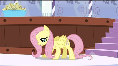 My Little Pony: Friendship is Magic - Fluttershy Scream - YouTube