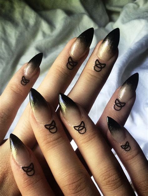 Nail Trends That Keep You Uniquely Fashionable | Goth nails, Stiletto ...