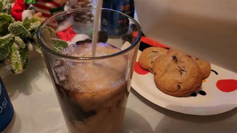 Pilk and Cookies | Food, Cookies, Pepsi