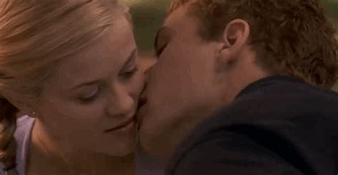 The 33 Sexiest Movies of All Time | Cruel intentions, Movie kisses, Cruel