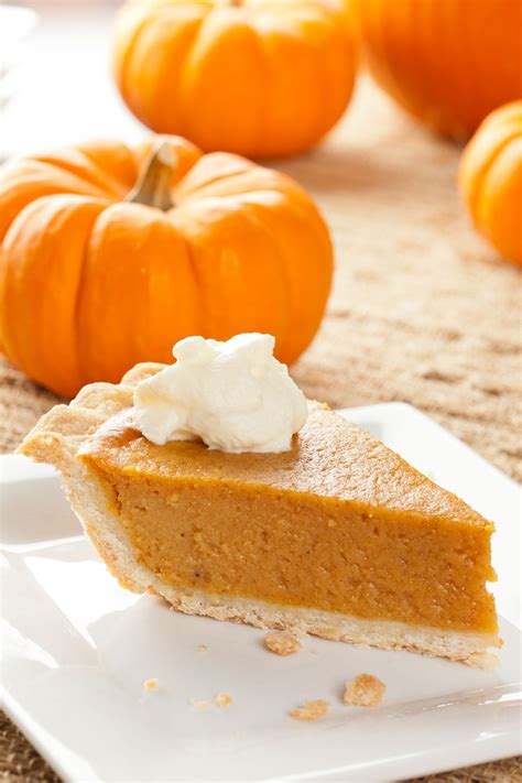 Easy Pumpkin Pie Using Fresh Pumpkin | The Cake Boutique