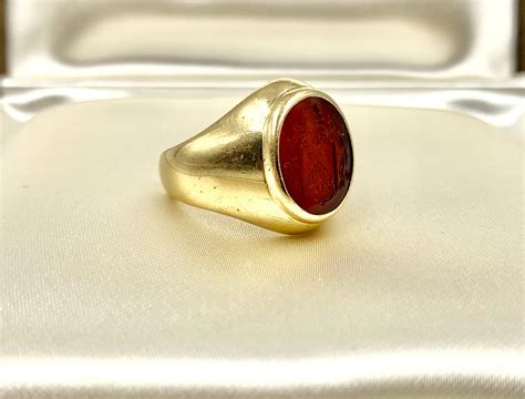 Tiffany and Co. Antique 14K Yellow Gold Carnelian Intaglio Crest Signet Ring For Sale at 1stDibs ...
