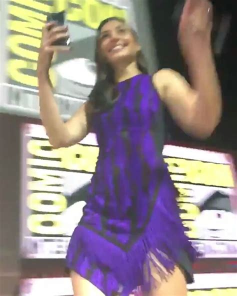 gal gadot dancing